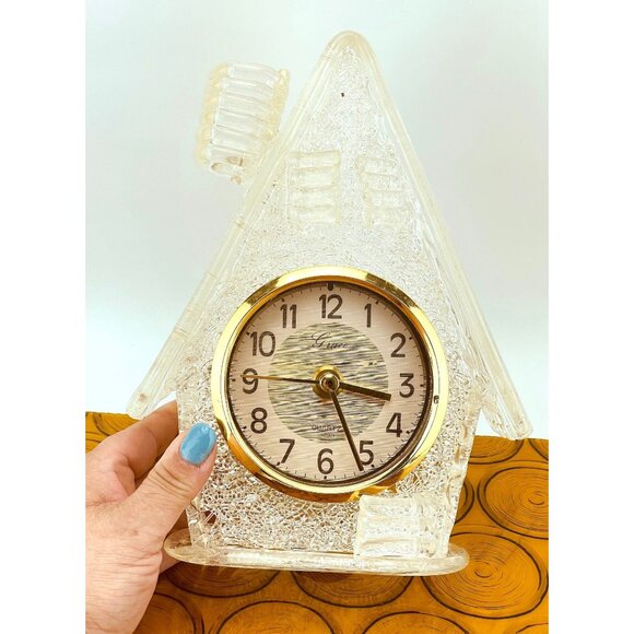 Vintage 60s clock, spun spaghetti clear lucite, working desk clock, home shaped - Picture 2 of 10